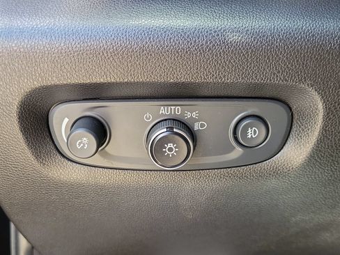 Used 2019 Chevrolet Traverse Premier w/ Redline Edition FWD image 14