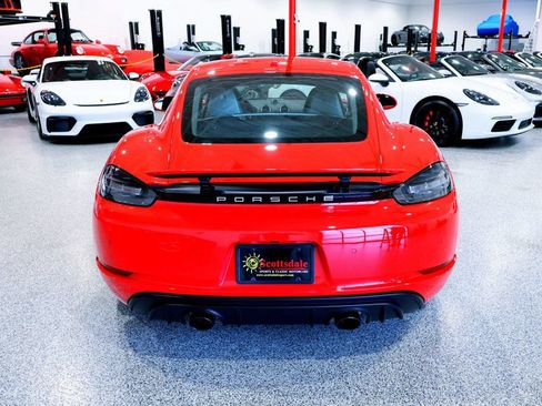 Used 2023 Porsche 718 Cayman GTS w/ GTS Interior Package RWD image 15
