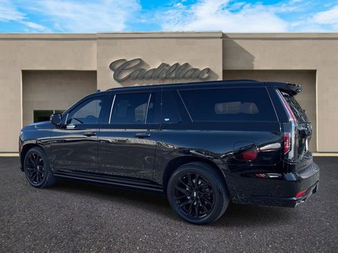 Certified 2024 Cadillac Escalade ESV Sport Platinum w/ LPO, ONYX Package image 5