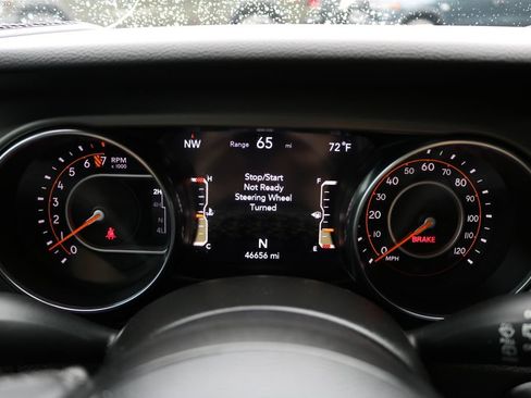 Used 2022 Jeep Wrangler Unlimited Sport AWD/4WD image 30