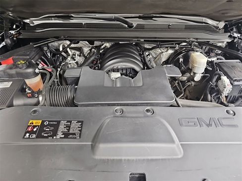 Used 2016 GMC Yukon XL Denali image 37