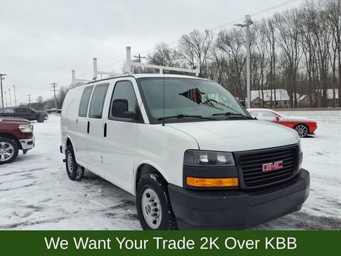 Used 2019 GMC Savana 2500 w/ Driver Convenience Package image 4