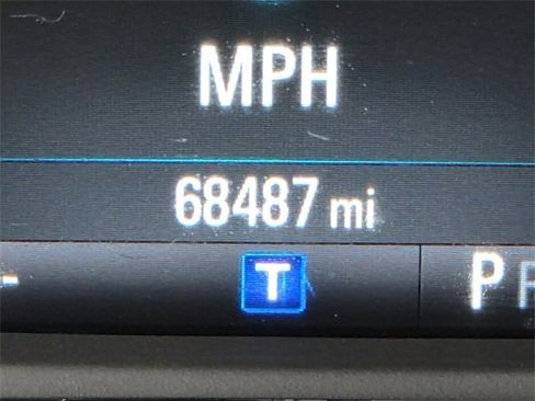 Used 2018 Chevrolet Camaro LT w/ RS Package image 24