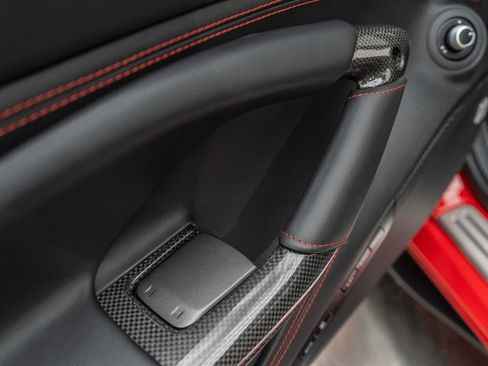 Used 2022 Ferrari F8 Tributo image 95