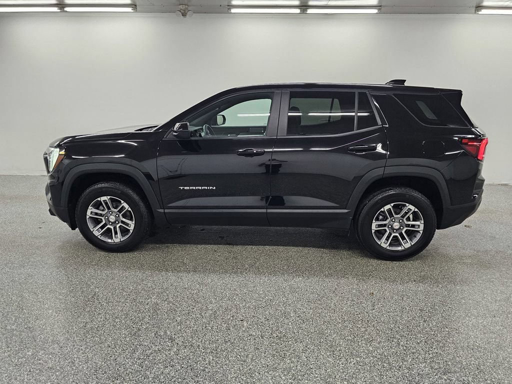 Used 2025 GMC Terrain Elevation AWD/4WD image 7