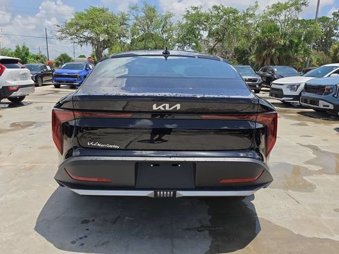 New 2026 Kia K4 FWD image 7