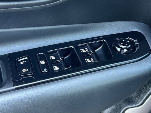 Used 2023 Jeep Renegade Latitude image 14