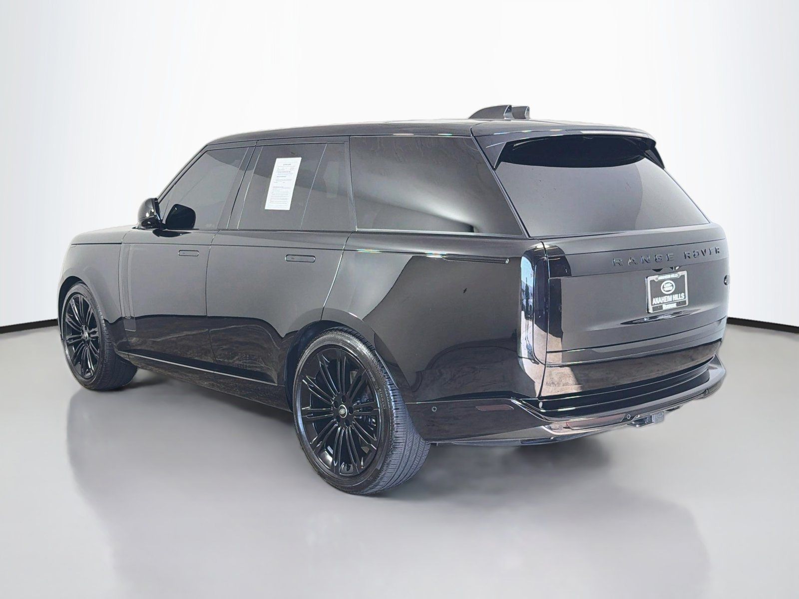 Certified 2023 Land Rover Range Rover Autobiography AWD/4WD image 3
