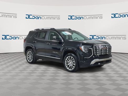 Used 2026 GMC Terrain Denali w/ LPO, Floor Liner Package AWD/4WD image 2