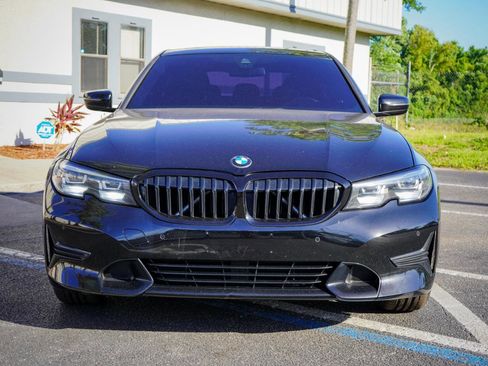 Used 2019 BMW 330i Sedan w/ Driving Assistance Package image 2
