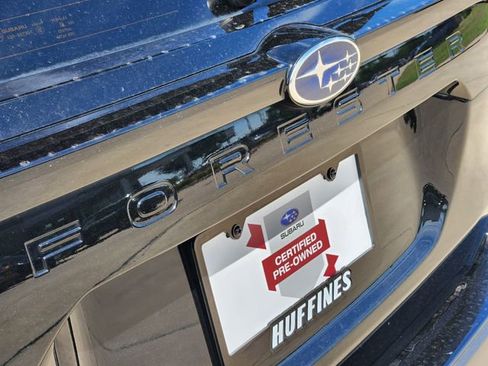 Certified 2025 Subaru Forester Premium AWD/4WD image 10