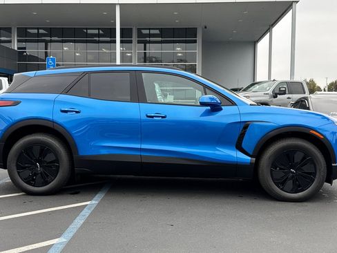 New 2026 Chevrolet Blazer EV LT image 2