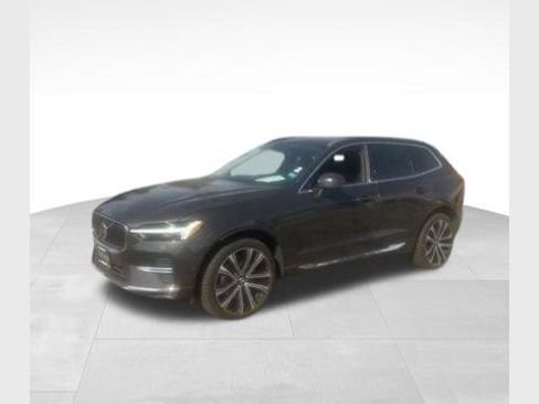 Certified 2023 Volvo XC60 B6 Ultimate w/ Climate Package AWD/4WD image 1
