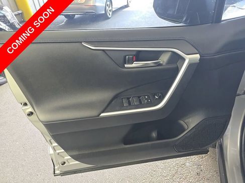 Used 2022 Toyota RAV4 XSE w/ XSE Grade Weather Package AWD/4WD image 7
