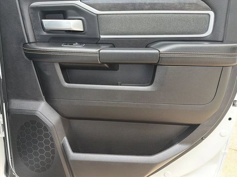 Used 2023 RAM 3500 Lone Star w/ Night Edition RWD image 19