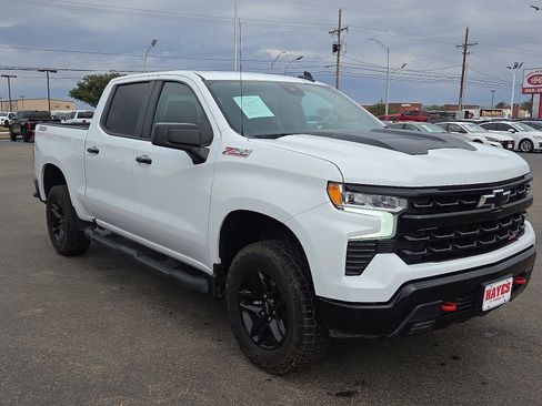 Used 2023 Chevrolet Silverado 1500 LT Trail Boss w/ Protection Package AWD/4WD image 5