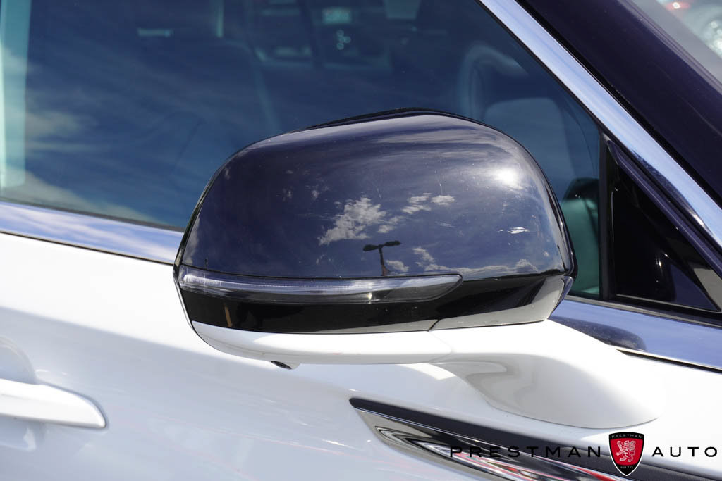 Used 2025 Lincoln Aviator Reserve w/ Equipment Group 201A AWD/4WD image 13