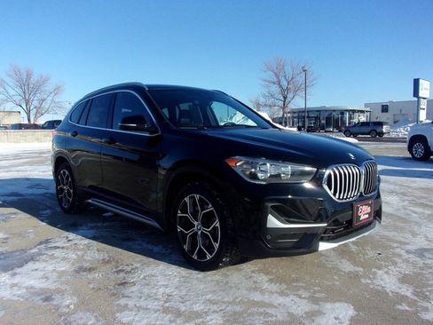 Used 2021 BMW X1 xDrive28i image 4