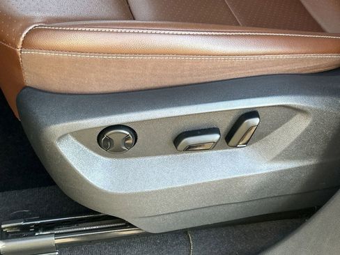 Used 2022 Volkswagen Atlas SE image 17