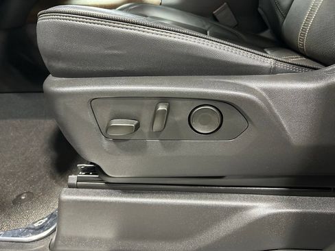 Used 2025 Chevrolet Silverado 2500 High Country w/ Z71 Off-Road Package AWD/4WD image 14