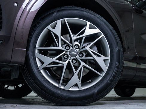 Used 2022 Genesis GV70 2.5T w/ Advanced Package image 6