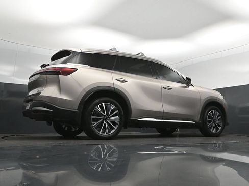 Certified 2026 INFINITI QX60 Luxe w/ Cargo Package AWD/4WD image 43