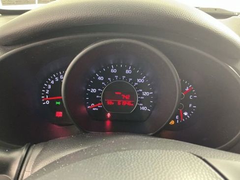 Used 2018 Kia Soul FWD image 24