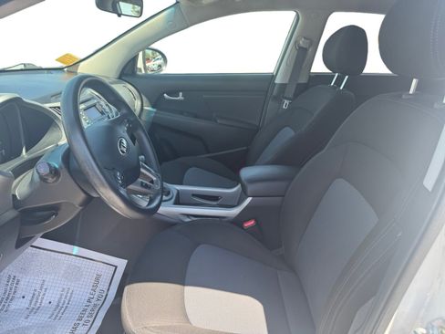 Used 2016 Kia Sportage LX FWD image 10
