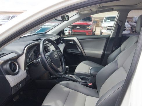 Used 2015 Toyota RAV4 Limited AWD/4WD image 15