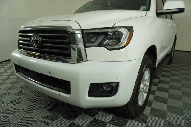 Used 2019 Toyota Sequoia SR5 AWD/4WD image 11