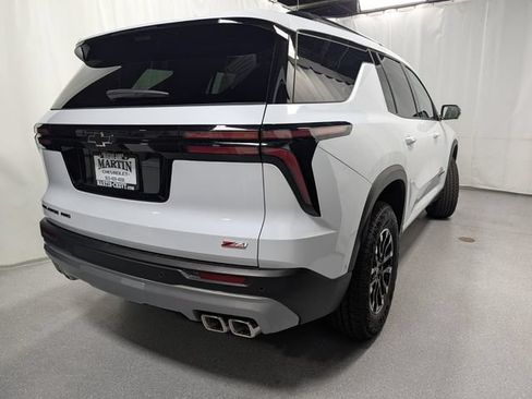 New 2026 Chevrolet Traverse Z71 w/ Enhanced Driving Package AWD/4WD image 3