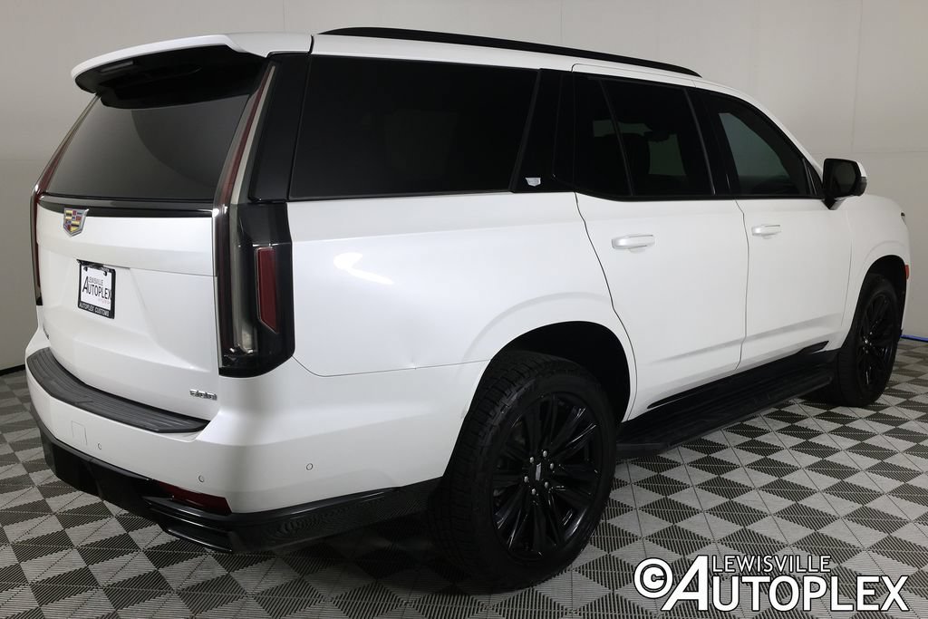 Used 2022 Cadillac Escalade Sport Platinum w/ Heavy-Duty Trailer Package AWD/4WD image 5