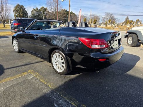 Used 2010 Lexus IS 250C image 9