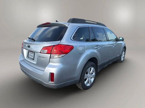 Used 2012 Subaru Outback 2.5i Limited w/ Moonroof Pkg AWD/4WD image 7