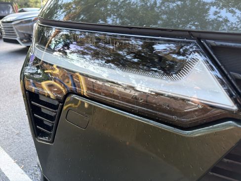 Certified 2024 Lexus GX 550 w/ Cold Area Package AWD/4WD image 12
