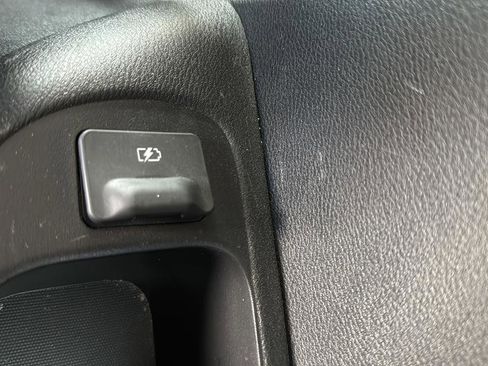 Used 2023 Nissan Pathfinder Platinum w/ Lighting Package (N93) image 28