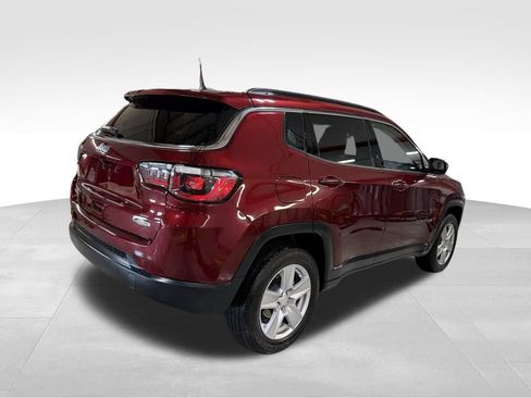 Used 2022 Jeep Compass Latitude image 6