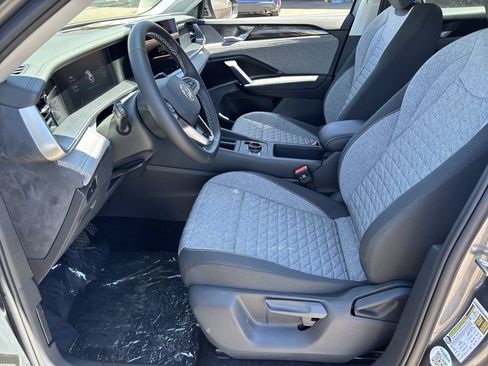 New 2026 Volkswagen Tiguan S FWD image 15