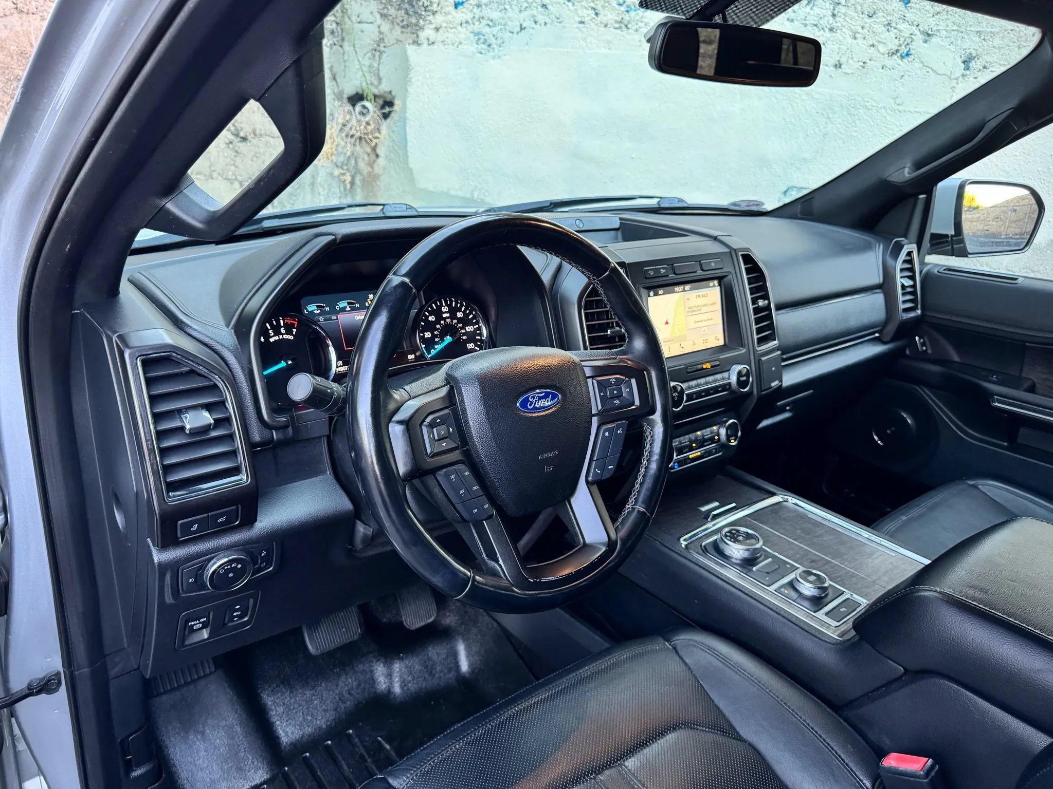 Used 2018 Ford Expedition Max Limited AWD/4WD image 20