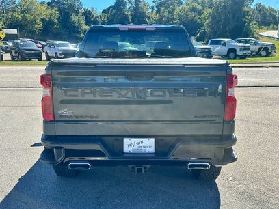 Used 2025 Chevrolet Silverado 1500 Custom Trail Boss w/ LPO, Dark Essentials Package