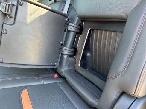 Used 2023 GMC Sierra 1500 AT4 w/ AT4 Premium Package image 43