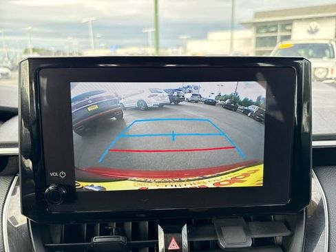 Used 2024 Toyota Corolla SE FWD image 25