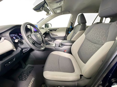 Used 2023 Toyota RAV4 XLE image 14