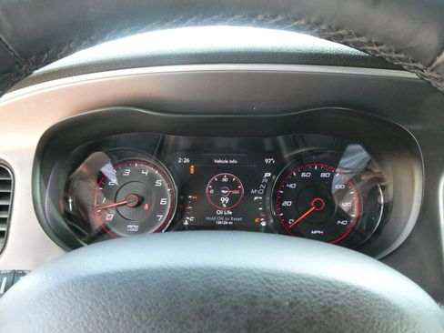 Used 2019 Dodge Charger SXT w/ Blacktop Package RWD image 18