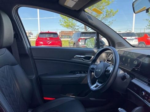 Certified 2023 Kia Sportage X-Line image 39