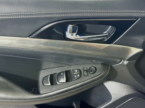 Used 2021 Nissan Maxima 3.5 SV w/ Floor Mat Group FWD image 24