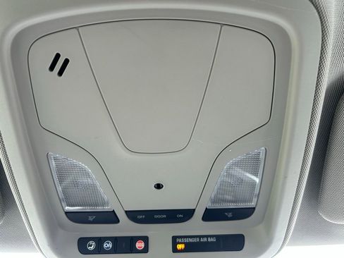 Used 2014 Chevrolet Impala LT FWD image 25