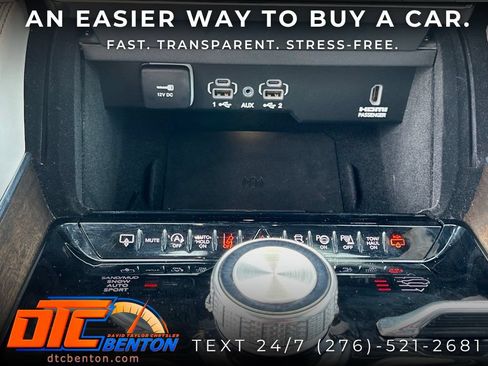 Used 2025 Jeep Grand Wagoneer 4WD image 29
