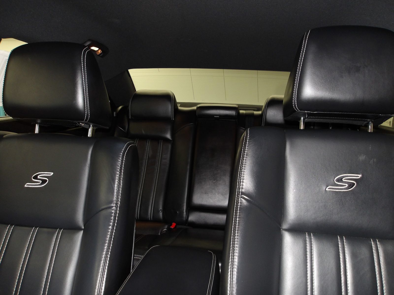 Used 2014 Chrysler 300 S AWD/4WD image 8
