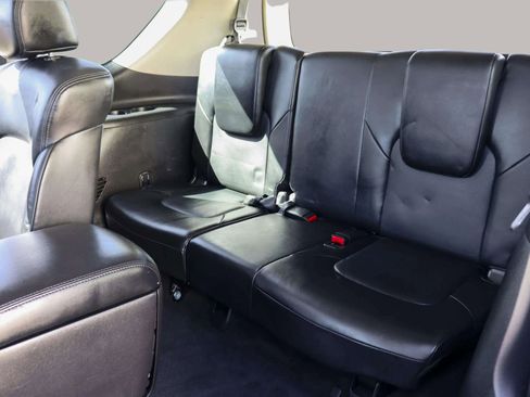 Used 2021 Nissan Armada SL w/ Captain's Chairs Package image 28